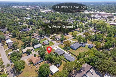 515 E 15th Street, Bonham, TX 75418 - Photo 28