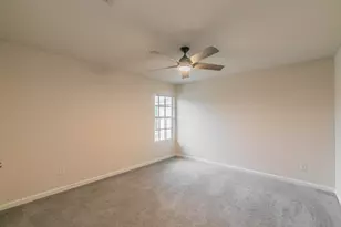 8405 Shining Waters Ln, Arlington, TX 76002 - Photo 32