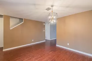 8405 Shining Waters Ln, Arlington, TX 76002 - Photo 6