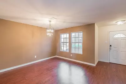 8405 Shining Waters Lane, Arlington, TX 76002 - Photo 4