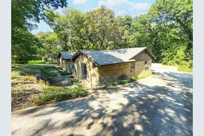 1310 Bow Creek Drive, Duncanville, TX 75116 - Photo 2