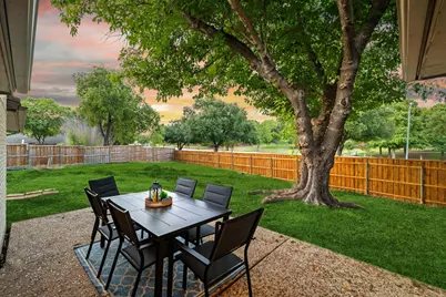 3206 Cortez Court W, Irving, TX 75062 - Photo 6