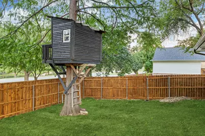 3206 Cortez Court W, Irving, TX 75062 - Photo 10