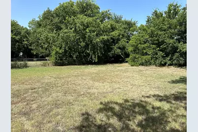 610 Cooper Street, Bowie, TX 76230 - Photo 12