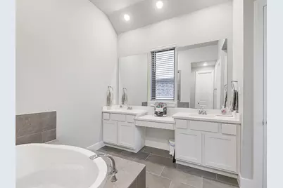 5106 Twin Oaks Court, Denison, TX 75020 - Photo 10