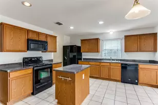 7554 Brittany Pl, Fort Worth, TX 76137 - Photo 10