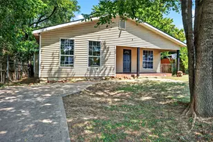 205 Bond St, Denison, TX 75020 - Photo 2