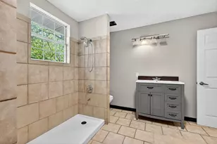 205 Bond St, Denison, TX 75020 - Photo 8