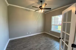 2001 Donna Ct, Reno, TX 76020 - Photo 4