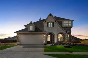 1044 Snowy Owl Dr, Alvarado, TX 76009 - Photo 2