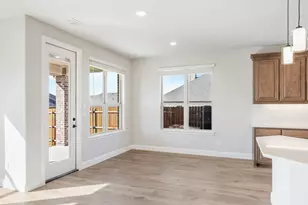 1044 Snowy Owl Dr, Alvarado, TX 76009 - Photo 16