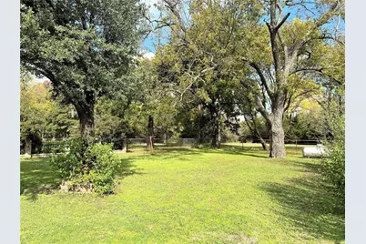 2815 Fm 3092, Gainesville, TX 76240 - Photo 20