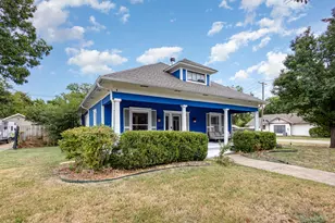 300 E University Ave, Waxahachie, TX 75165 - Photo 2