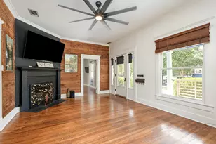 300 E University Ave, Waxahachie, TX 75165 - Photo 4