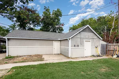 300 E University Avenue, Waxahachie, TX 75165 - Photo 32