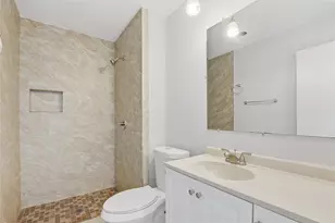 3721 McKinley Dr, Plano, TX 75023 - Photo 6