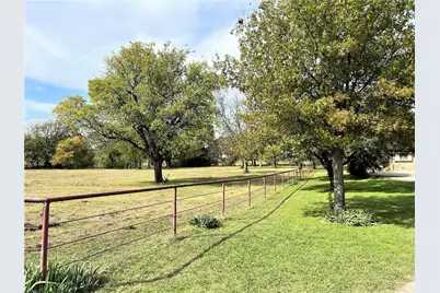 2815 Fm 3092, Gainesville, TX 76240 - Photo 2