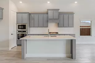 1028 Snowy Owl Dr, Alvarado, TX 76009 - Photo 10