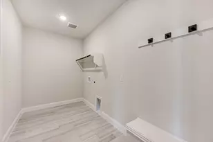 1028 Snowy Owl Dr, Alvarado, TX 76009 - Photo 22