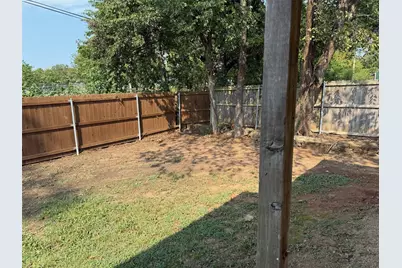 311 E Shepherd Street, Denison, TX 75021 - Photo 20