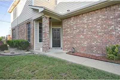 4567 Woodsboro Lane, Plano, TX 75024 - Photo 2