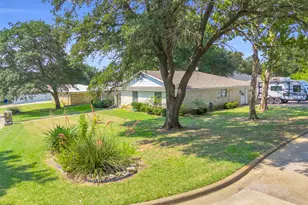 121 Falcon Ln, Hillsboro, TX 76645 - Photo 1