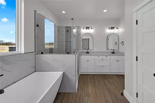 209 Avenida Ave, Rio Vista, TX 76093 - Photo 16