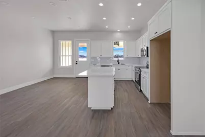 209 Avenida Avenue, Rio Vista, TX 76093 - Photo 4