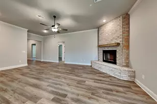 2108 Gabriel Dr, Sherman, TX 75092 - Photo 2