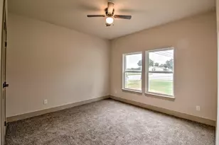 1019 Holiday Dr, Sherman, TX 75090 - Photo 22