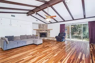 1909 8th St, Brownwood, TX 76801 - Photo 6