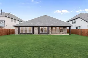 1240 Amberwood Ln, Red Oak, TX 75154 - Photo 32