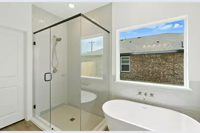 421 Jameson Street, Springtown, TX 76082 - Photo 18