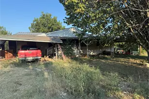 9620 Valley Rd, Joshua, TX 76058 - Photo 8