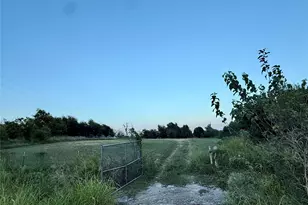 9620 Valley Rd, Joshua, TX 76058 - Photo 4