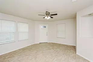 1400 Stewart St, Fort Worth, TX 76104 - Photo 4