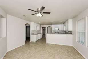 1400 Stewart St, Fort Worth, TX 76104 - Photo 6