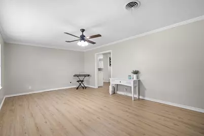 200 W Kansas Street, Van, TX 75790 - Photo 8