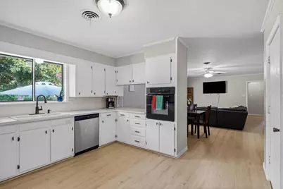 200 W Kansas Street, Van, TX 75790 - Photo 16