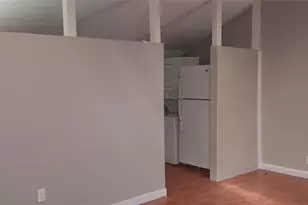 4135B Hawthorne Ave, Dallas, TX 75219 - Photo 2