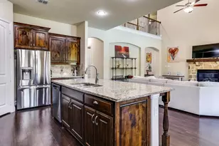 501 Pine Island Cir, Mansfield, TX 76063 - Photo 12