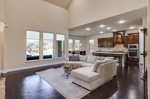 501 Pine Island Cir, Mansfield, TX 76063 - Photo 6