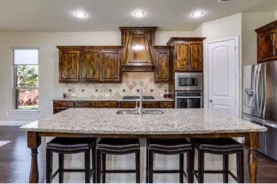 501 Pine Island Circle, Mansfield, TX 76063 - Photo 10