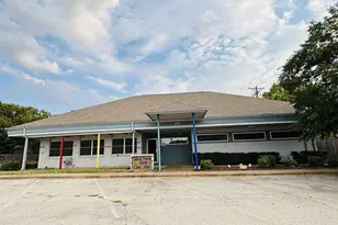 109 W Midway Dr, Euless, TX 76039 - Photo 1