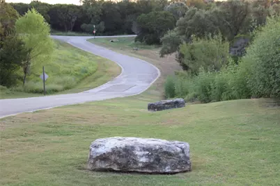 8631 Retreat Boulevard, Cleburne, TX 76033 - Photo 6