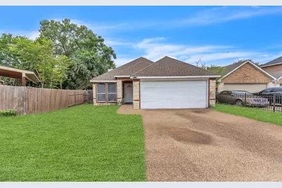 2933 Curvilinear Court, Dallas, TX 75227 - Photo 2