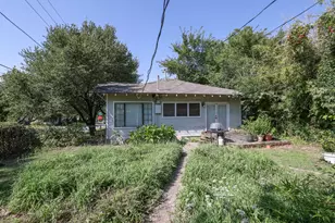 700 N Beacon St, Dallas, TX 75214 - Photo 12