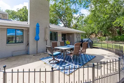 807 Hilltop Drive, Weatherford, TX 76086 - Photo 6