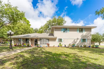 807 Hilltop Drive, Weatherford, TX 76086 - Photo 1