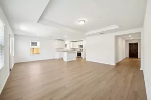 2712 Pecan Pk Dr, Denton, TX 76208 - Photo 4